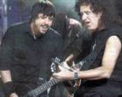 Foo Fighters feat. Brian May