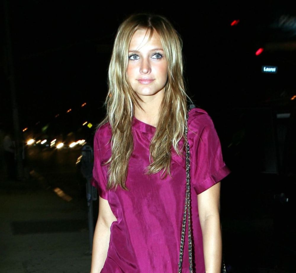Ashley Simpson/ashlee-simpson-purple-01.jpg