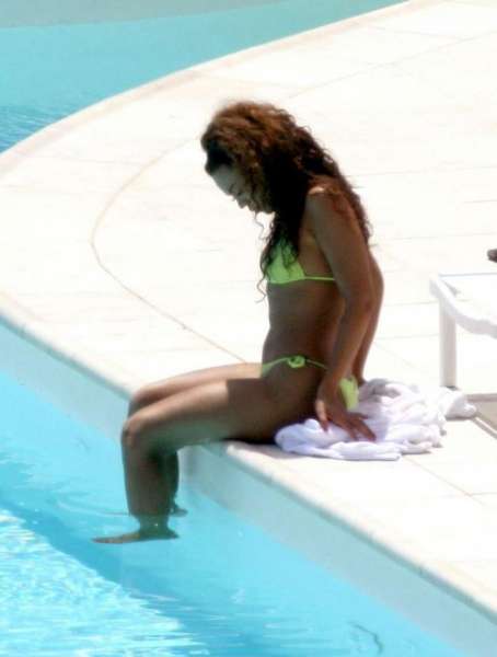 Beyonce Knowles/1181889769_1180492239_3.jpg