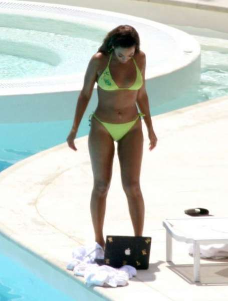 Beyonce Knowles/1181889769_1180492239_8.jpg