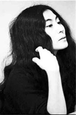 фотография Yoko Ono