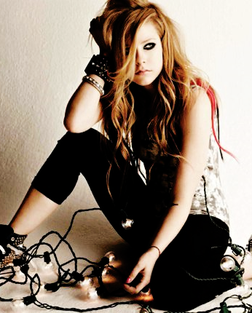 фотография   Avril Lavigne & Chantal Kreviazuk