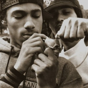 фотография Layzie Bone and Bizzy Bone f Krayzie Bon